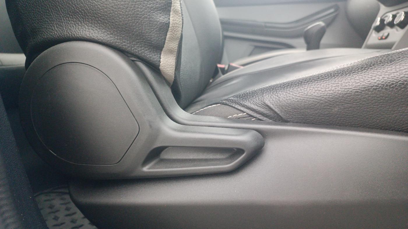 2020 Tata Tiago XT RHYTHM PETROL, Petrol, Manual, 24,433 km, Driver Side Adjustment Panel