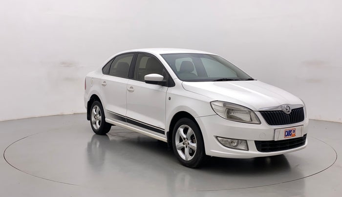 2015 Skoda Rapid 1.5 TDI AT  Ambition Plus, Diesel, Automatic, 93,424 km, Right Front Diagonal
