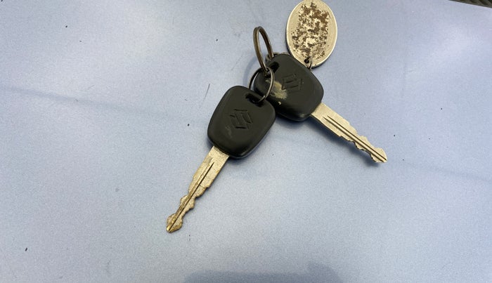 2013 Maruti Wagon R 1.0 LXI CNG, CNG, Manual, 88,207 km, Key Close Up