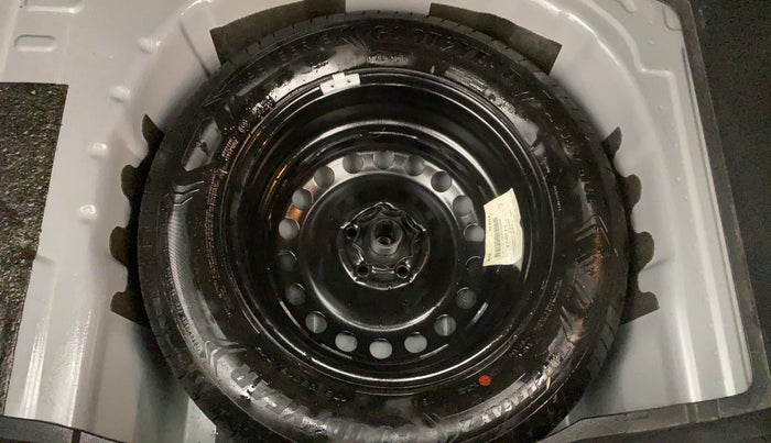 2022 Skoda KUSHAQ AMBITION 1.0L TSI AT, Petrol, Automatic, 24,579 km, Spare Tyre