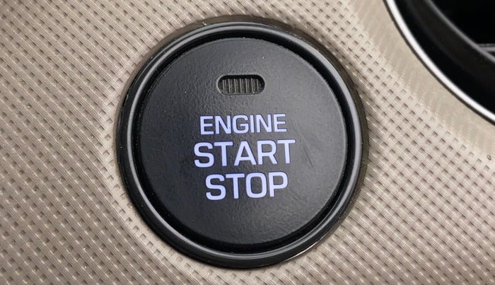 2016 Hyundai Grand i10 ASTA 1.2 KAPPA VTVT, Petrol, Manual, 35,166 km, Keyless Start/ Stop Button