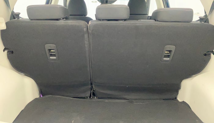2024 Mahindra XUV 3XO AX5 1.2 L TCMPFI AT, Petrol, Automatic, 5,305 km, Boot Inside