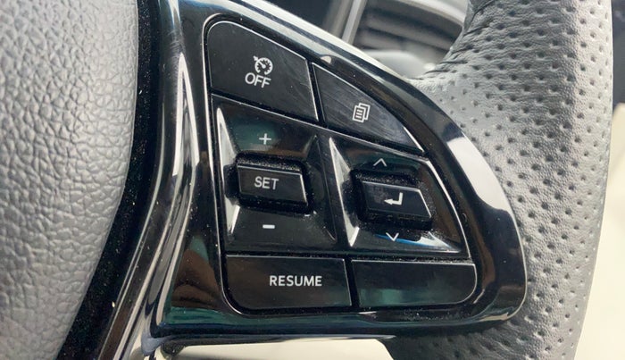2024 Mahindra XUV 3XO AX5 1.2 L TCMPFI AT, Petrol, Automatic, 5,305 km, Adaptive Cruise Control