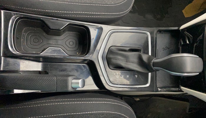 2024 Mahindra XUV 3XO AX5 1.2 L TCMPFI AT, Petrol, Automatic, 5,305 km, Gear Lever