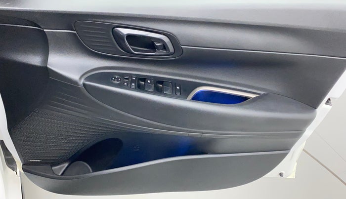 2020 Hyundai NEW I20 ASTA(O) 1.0TURBO DCT DUAL TONE, Petrol, Automatic, 33,748 km, Driver Side Door Panels Control