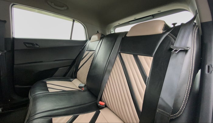 2017 Hyundai Creta 1.6 E + VTVT, Petrol, Manual, 43,547 km, Right Side Rear Door Cabin