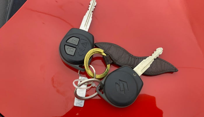 2018 Maruti Swift VXI AMT, Petrol, Automatic, 51,441 km, Key Close Up