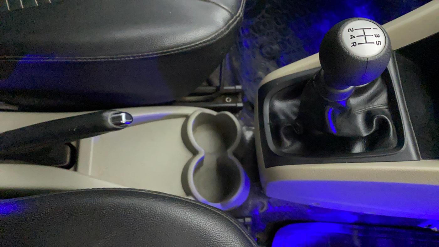 2015 Maruti Celerio VXI CNG, CNG, Manual, 56,930 km, Gear Lever