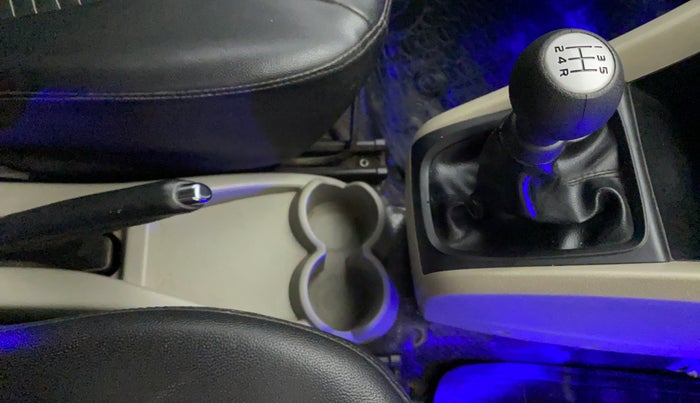 2015 Maruti Celerio VXI CNG, CNG, Manual, 56,930 km, Gear Lever