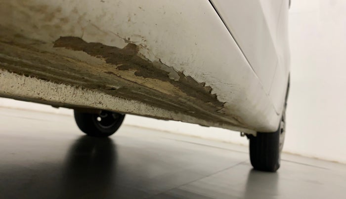 2015 Maruti Celerio VXI CNG, CNG, Manual, 56,930 km, Left running board - Paint has minor damage