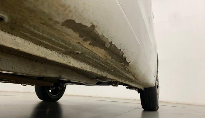 2015 Maruti Celerio VXI CNG, CNG, Manual, 56,930 km, Left running board - Slightly dented