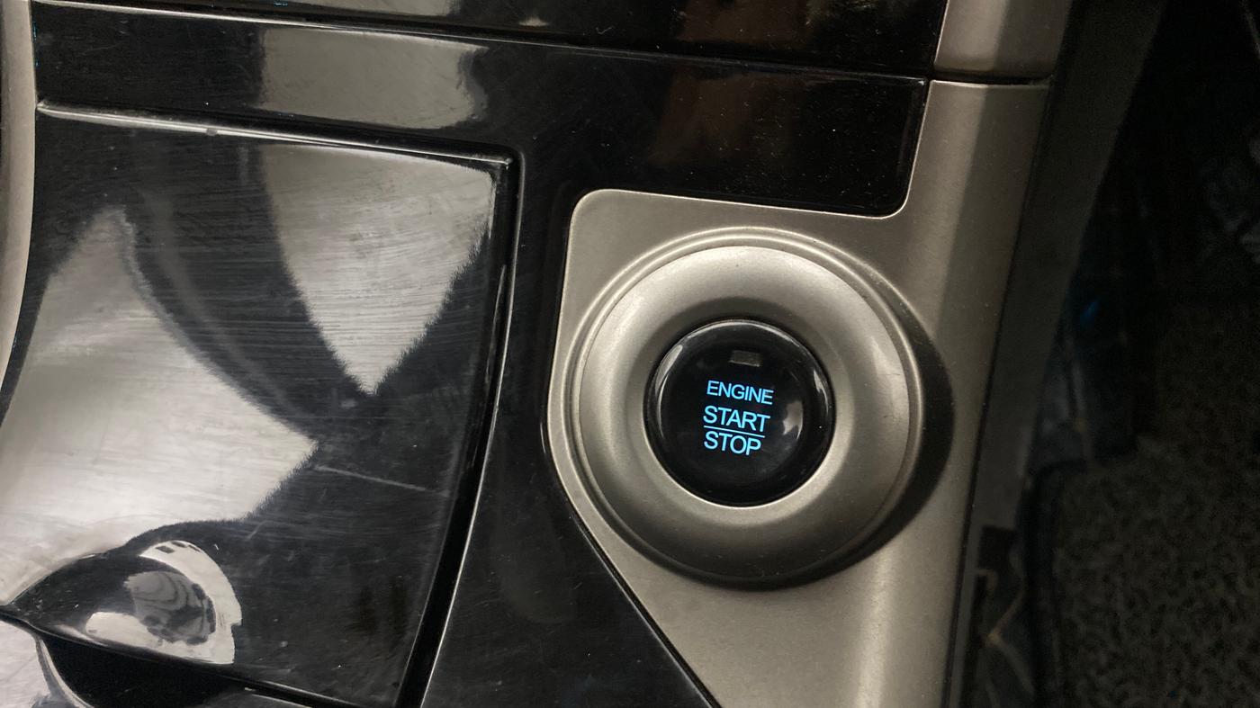 2019 Mahindra XUV500 W7, Diesel, Manual, 98,564 km, Keyless Start/ Stop Button