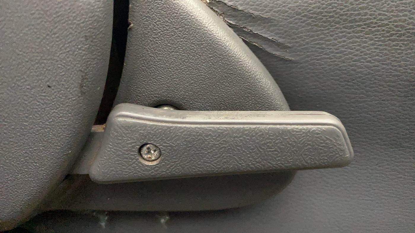2014 Maruti Alto 800 LXI, Petrol, Manual, 24,148 km, Driver Side Adjustment Panel