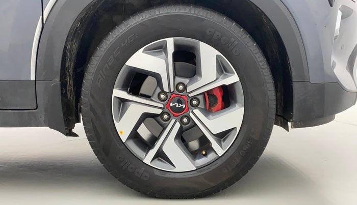 2021 KIA SONET GTX PLUS 1.5, Diesel, Manual, 33,248 km, Right Front Wheel