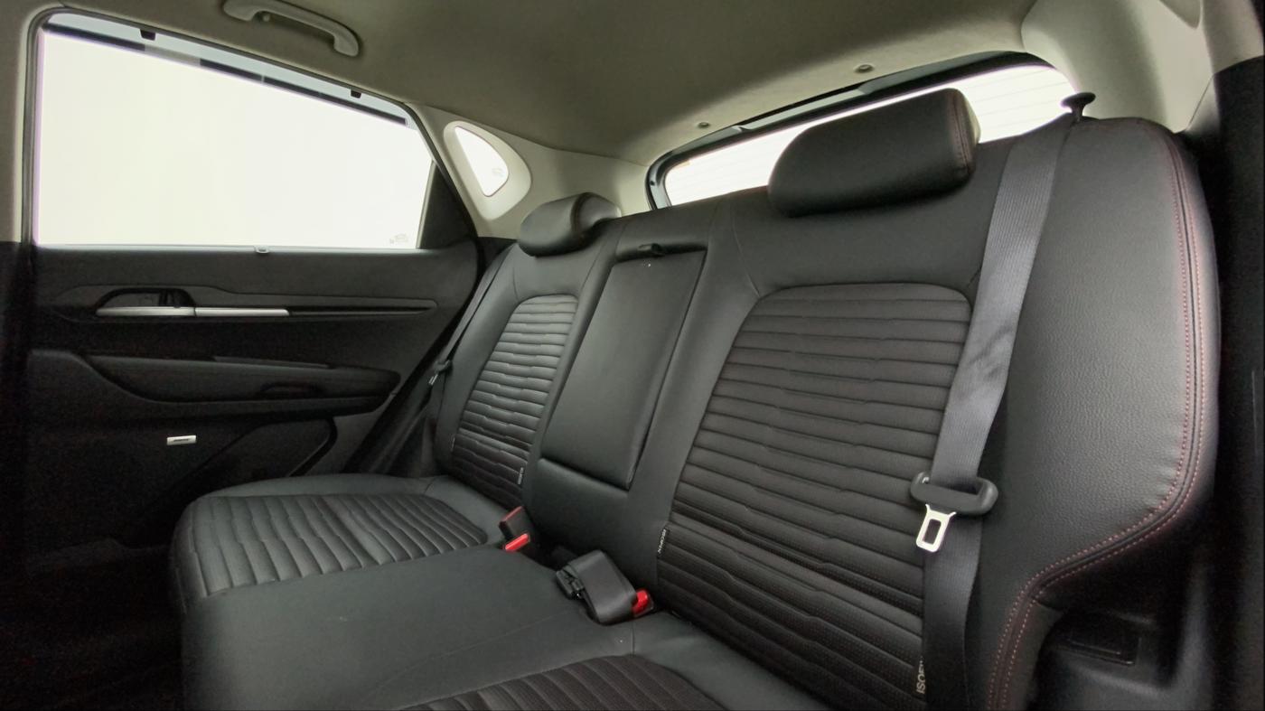 2021 KIA SONET GTX PLUS 1.5, Diesel, Manual, 33,248 km, Right Side Rear Door Cabin