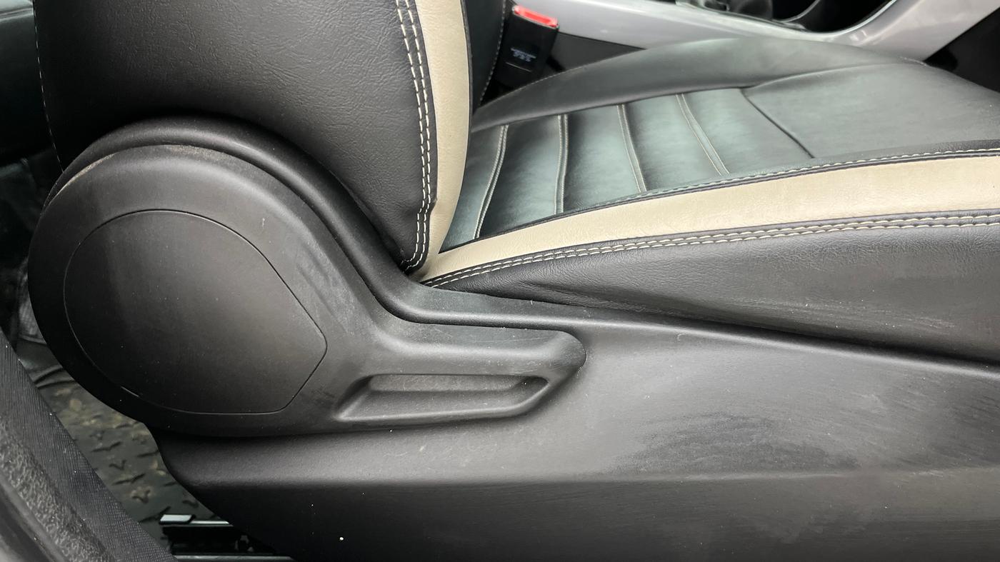 2020 Tata NEXON XM PETROL, Petrol, Manual, 58,424 km, Driver Side Adjustment Panel