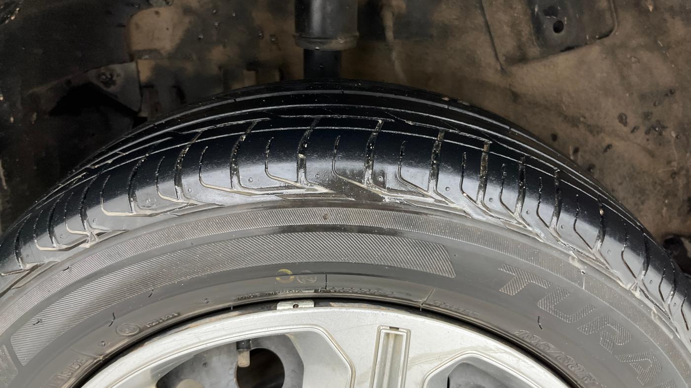 2020 Tata NEXON XM PETROL, Petrol, Manual, 58,424 km, Right Rear Tyre Tread