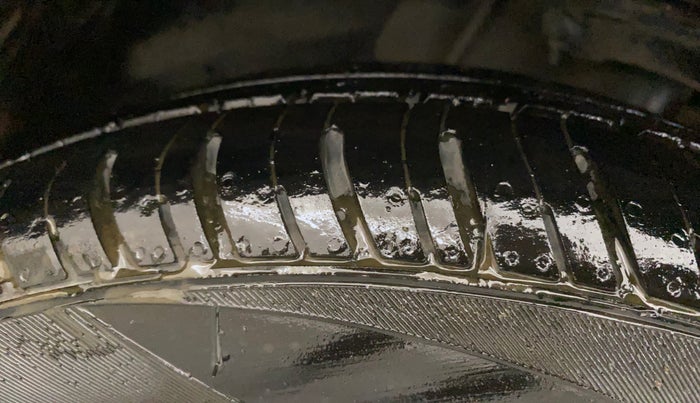 2018 Tata Tiago XTA PETROL, Petrol, Automatic, 22,067 km, Right Front Tyre Tread