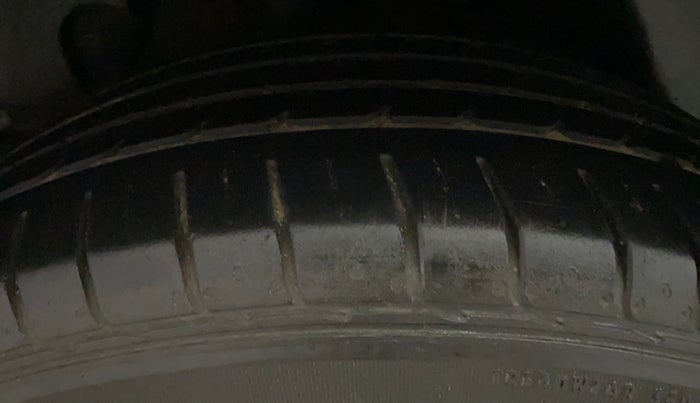 2022 KIA SELTOS HTK 1.5 PETROL, Petrol, Manual, 38,584 km, Right Rear Tyre Tread