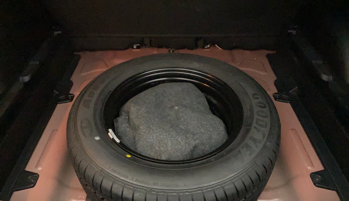 2022 KIA SELTOS HTK 1.5 PETROL, Petrol, Manual, 38,584 km, Spare Tyre