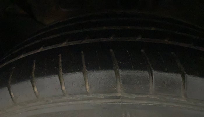 2022 KIA SELTOS HTK 1.5 PETROL, Petrol, Manual, 38,584 km, Left Front Tyre Tread