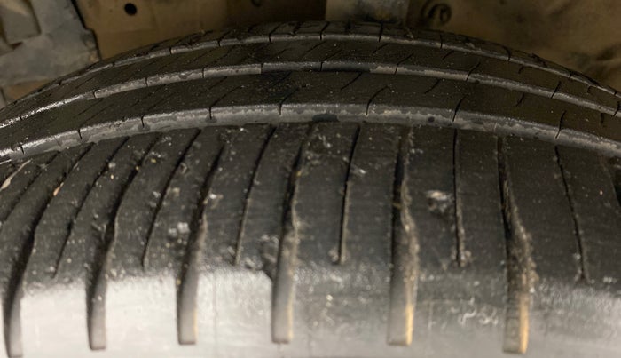 2010 Honda Civic 1.8V MT, Petrol, Manual, 78,533 km, Left Front Tyre Tread