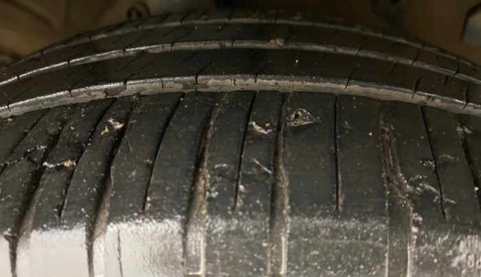 2010 Honda Civic 1.8V MT, Petrol, Manual, 78,533 km, Right Front Tyre Tread