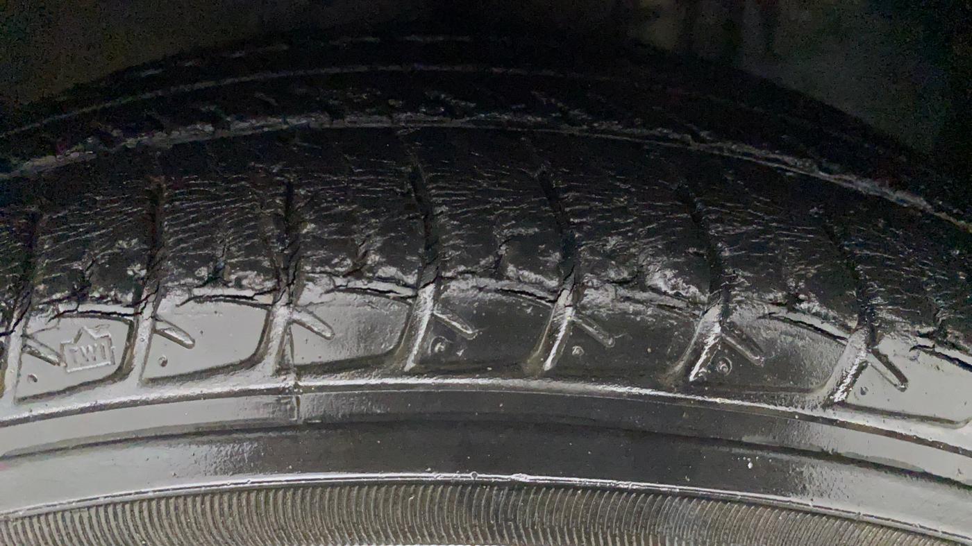 2015 Maruti Celerio ZXI AMT, Petrol, Automatic, 58,728 km, Left Rear Tyre Tread
