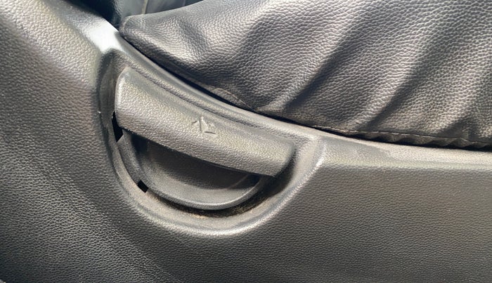 2019 Hyundai Grand i10 SPORTZ 1.2 KAPPA VTVT, Petrol, Manual, 36,778 km, Driver Side Adjustment Panel