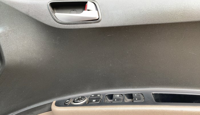 2019 Hyundai Grand i10 SPORTZ 1.2 KAPPA VTVT, Petrol, Manual, 36,778 km, Driver Side Door Panels Control