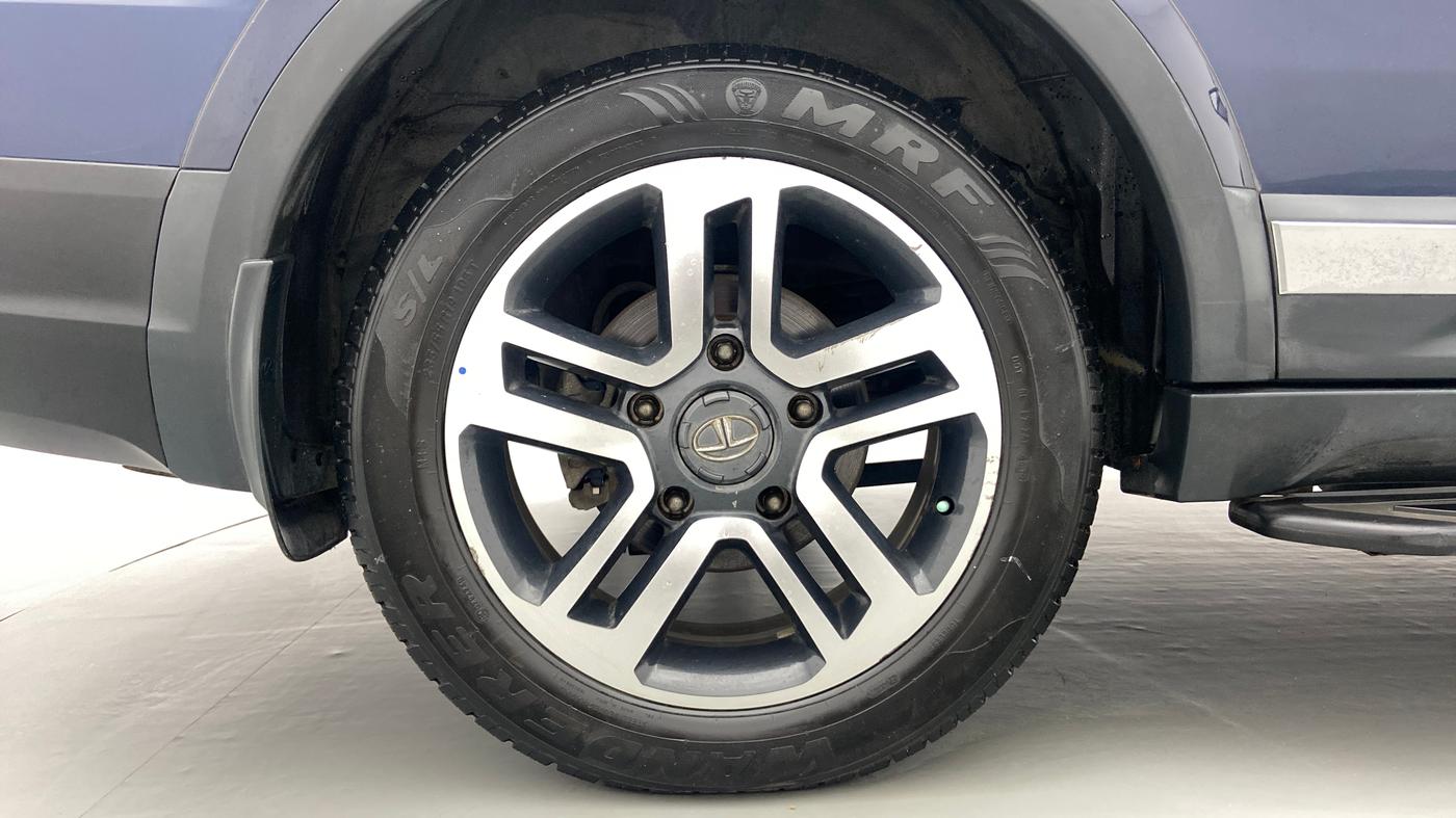 2019 Tata Hexa Varicor 400 XT, Diesel, Manual, 34,766 km, Right Rear Wheel