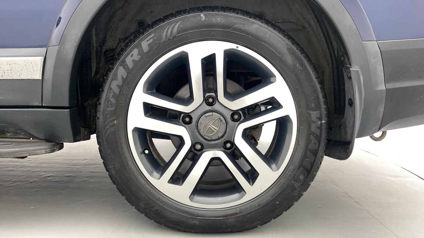 2019 Tata Hexa Varicor 400 XT, Diesel, Manual, 34,766 km, Left Rear Wheel