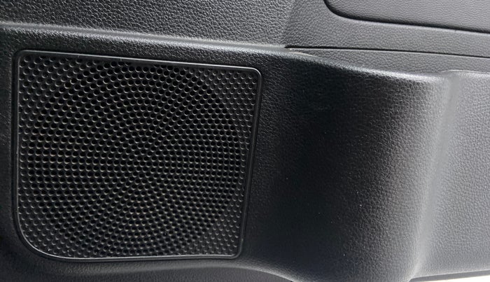 2019 Tata Hexa Varicor 400 XT, Diesel, Manual, 34,766 km, Speaker