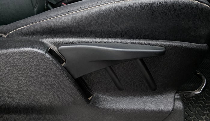 2019 Tata Hexa Varicor 400 XT, Diesel, Manual, 34,766 km, Driver Side Adjustment Panel