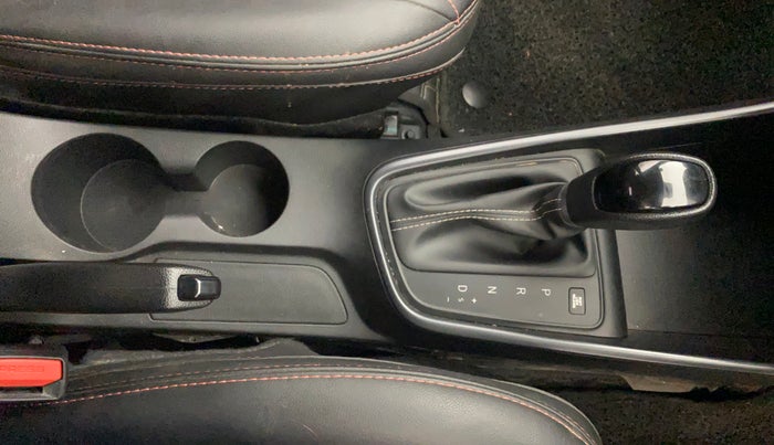 2023 Hyundai NEW I20 Sportz 1.2 IVT, Petrol, Automatic, 32,945 km, Gear Lever