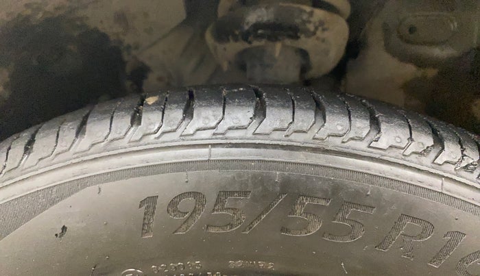 2023 Hyundai NEW I20 Sportz 1.2 IVT, Petrol, Automatic, 32,945 km, Left Front Tyre Tread