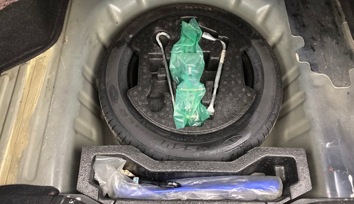 2018 Maruti Ciaz ALPHA 1.4 PETROL, Petrol, Manual, 61,942 km, Spare Tyre