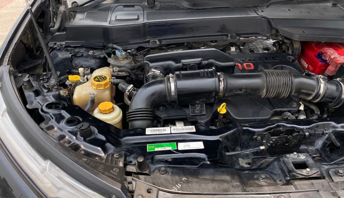 2022 Tata Safari XT PLUS, Diesel, Manual, 77,215 km, Engine View - Right