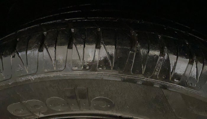 2024 KIA SONET HTK (O) 1.2 Petrol MT, Petrol, Manual, 19,416 km, Left Front Tyre Tread