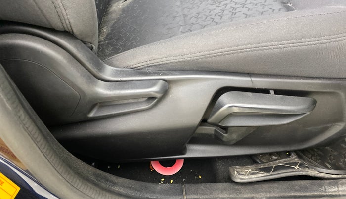 2022 Tata TIGOR XZ PLUS CNG, CNG, Manual, 52,939 km, Driver Side Adjustment Panel