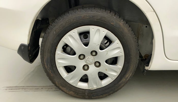 2015 Honda Amaze 1.2L I-VTEC S, Petrol, Manual, 24,184 km, Right Rear Wheel