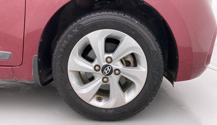 2017 Hyundai Xcent SX 1.2, Petrol, Manual, 32,061 km, Right Front Wheel