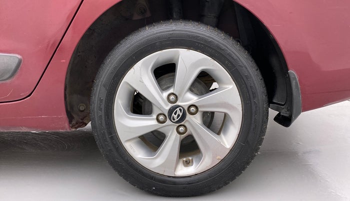 2017 Hyundai Xcent SX 1.2, Petrol, Manual, 32,061 km, Left Rear Wheel