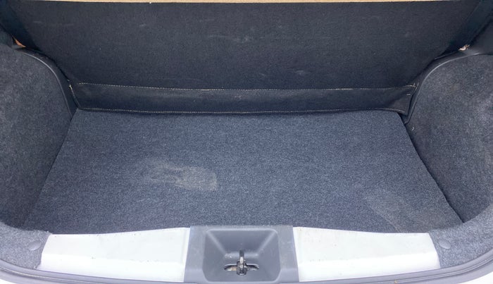 2017 Nissan Micra Active XV, Petrol, Manual, 65,113 km, Boot Inside