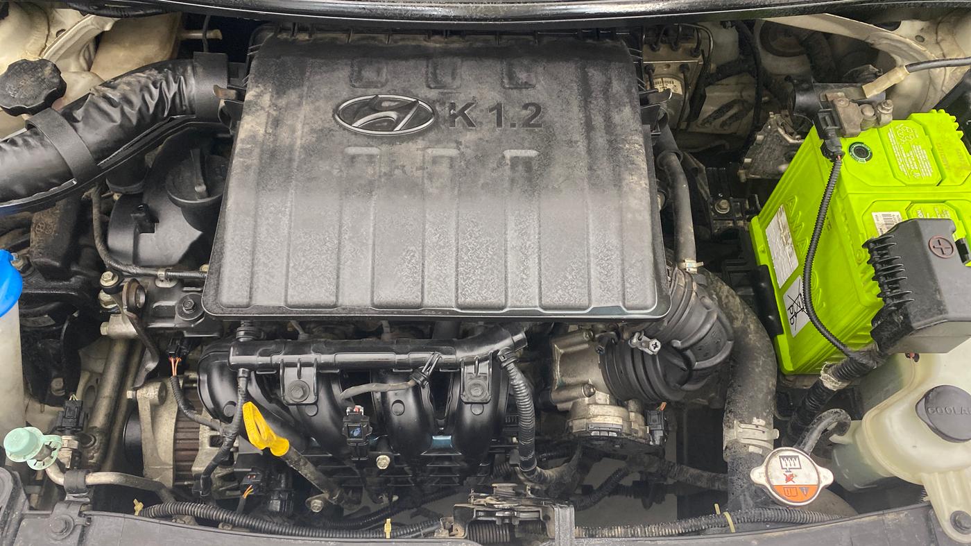 2018 Hyundai Xcent SX 1.2, Petrol, Manual, 72,276 km, Engine View