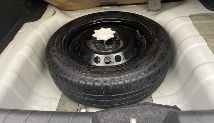 2018 Hyundai Xcent SX 1.2, Petrol, Manual, 72,276 km, Spare Tyre