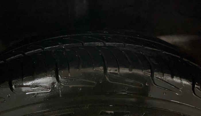 2019 Hyundai Grand i10 MAGNA 1.2 KAPPA VTVT, Petrol, Manual, 66,311 km, Right Rear Tyre Tread