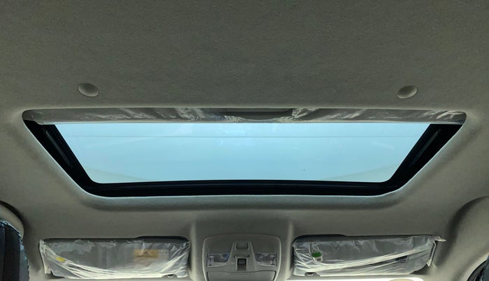 2023 Maruti BREZZA ZXI SMART HYBRID , Petrol, Manual, 12,148 km, Moonroof/ Sunroof