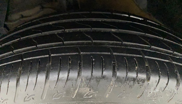 2023 Maruti BREZZA ZXI SMART HYBRID , Petrol, Manual, 12,148 km, Left Front Tyre Tread