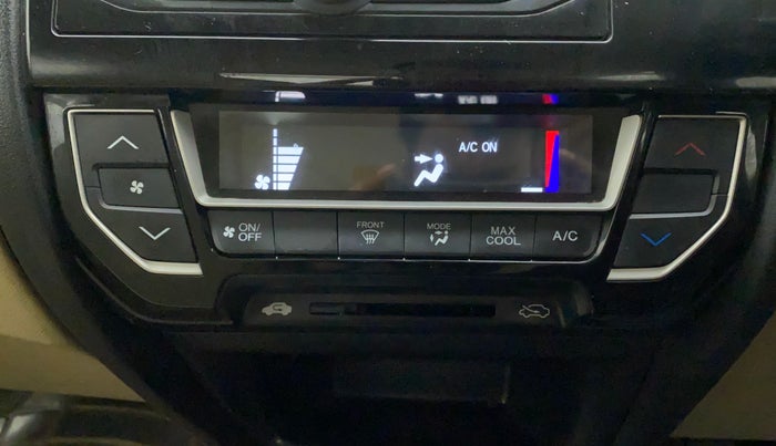 2017 Honda Amaze 1.2L I-VTEC S, Petrol, Manual, 31,433 km, Dashboard - Air Re-circulation knob is not working